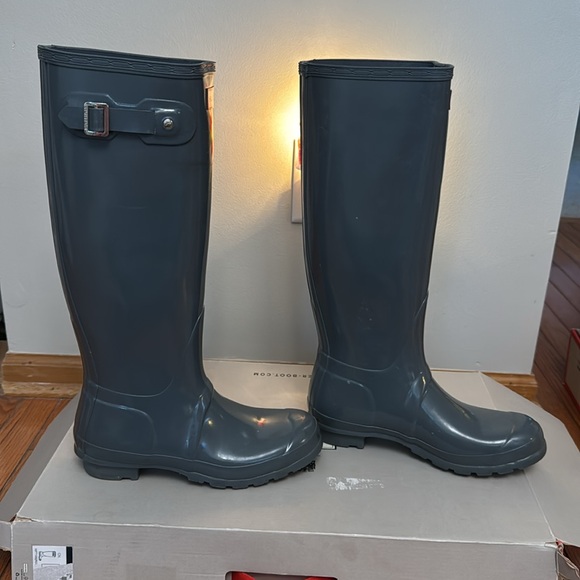 Hunter Boots - Picture 3 of 5